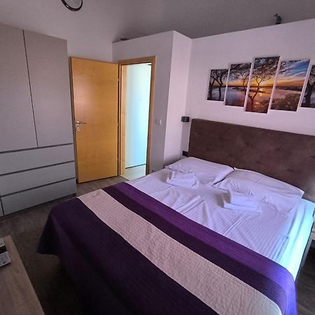 Apartments Pongrac Црес Екстер'єр фото