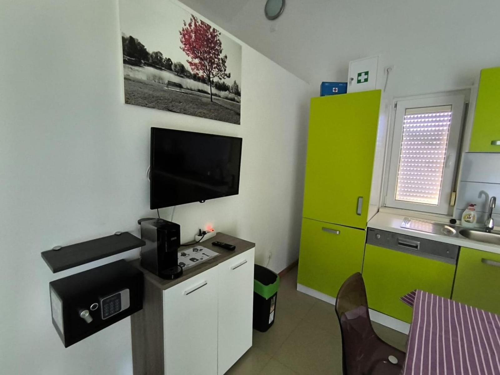 Apartments Pongrac Црес Екстер'єр фото