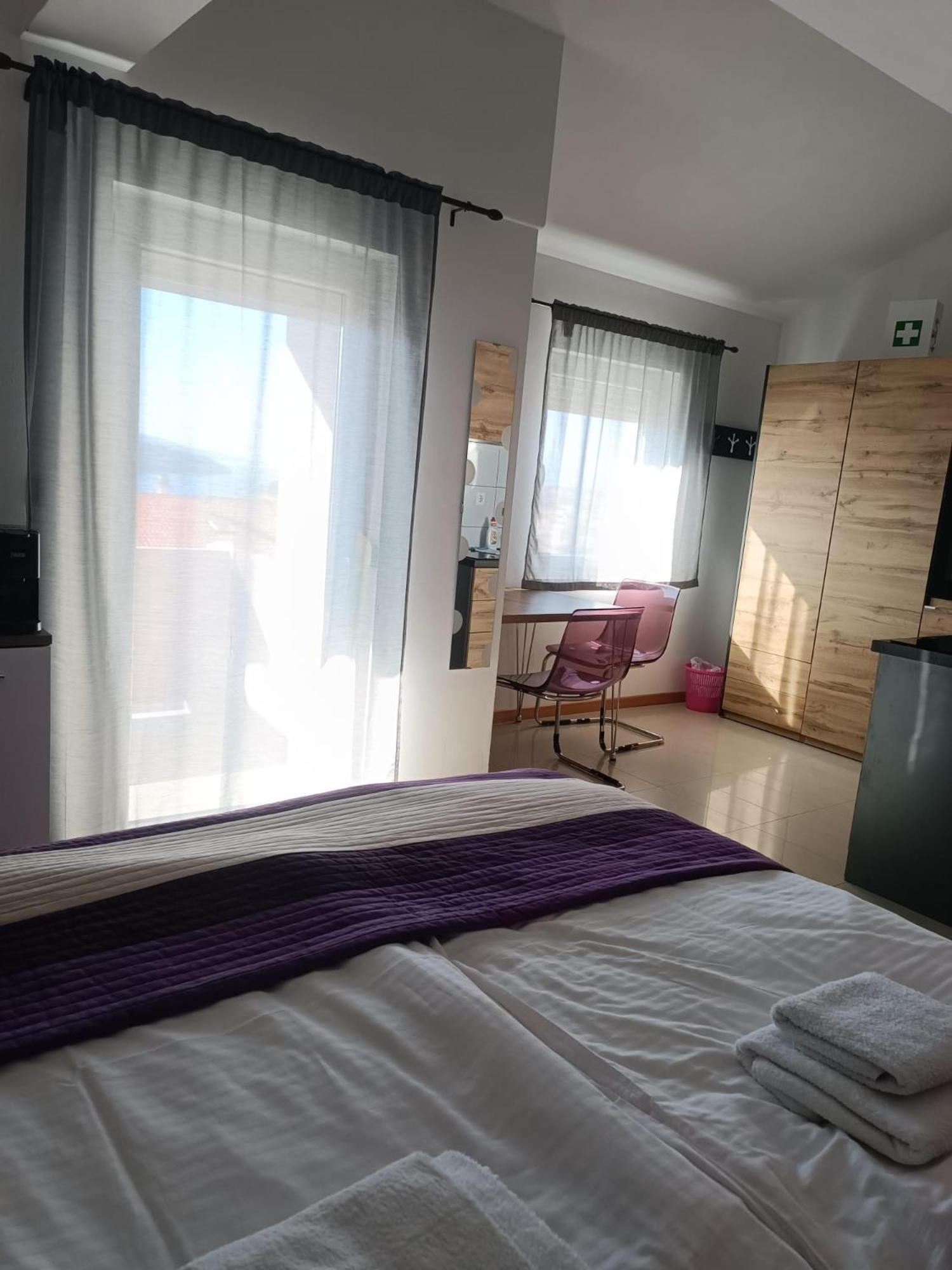 Apartments Pongrac Црес Екстер'єр фото