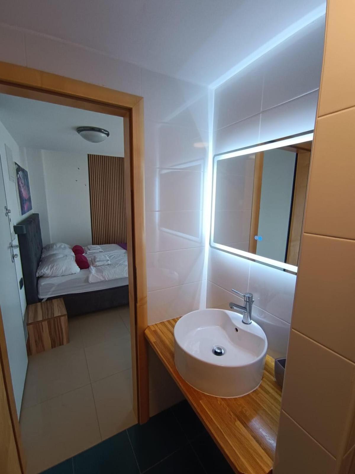Apartments Pongrac Црес Екстер'єр фото